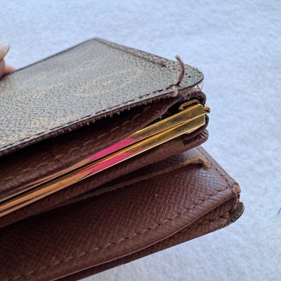 Louis Vuitton Monogram Wallet Brown Bifold Snap Closure Vintage LV 5.5”x4” - Picture 7 of 11